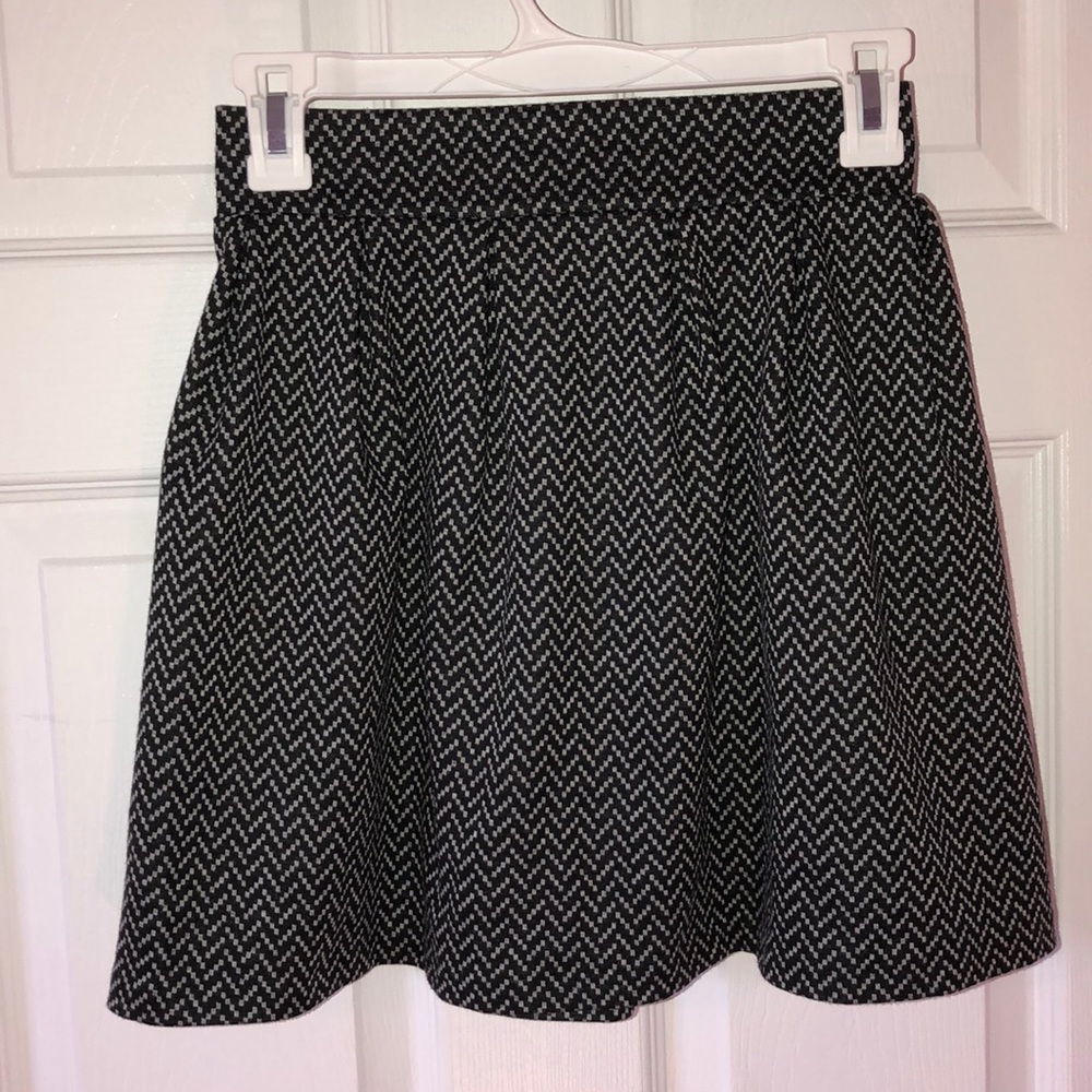 Black and gray skater skirt